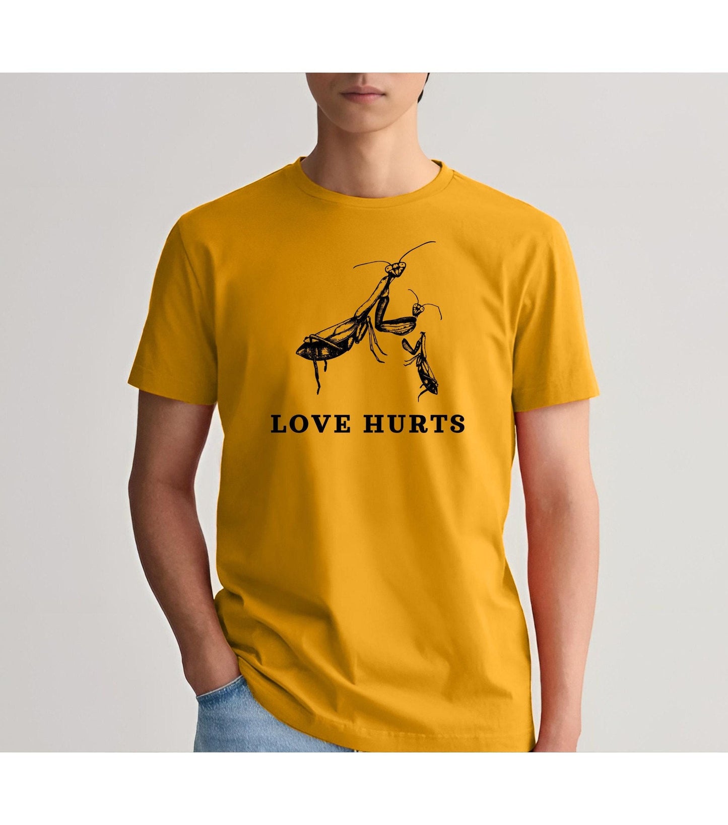 Love Hurts Praying Mantis Graphic T-Shirt