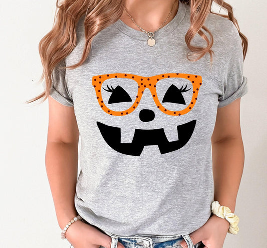 Cute Pumpkin Face Eyelashes And Glasses Women's Graphic T-Shirt