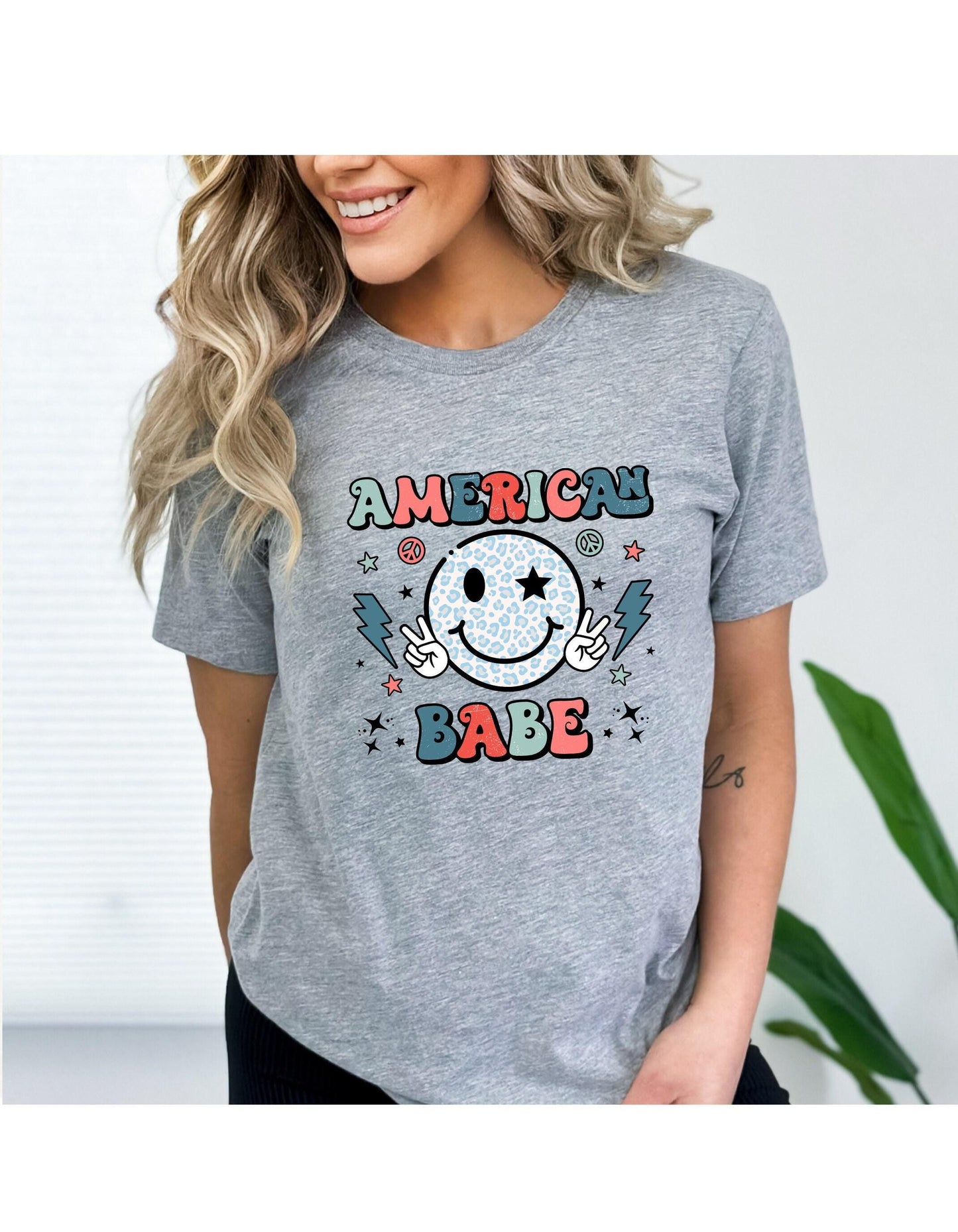 American Babe Peace Sign Smiley Face July 4th Graphic T-Shirt