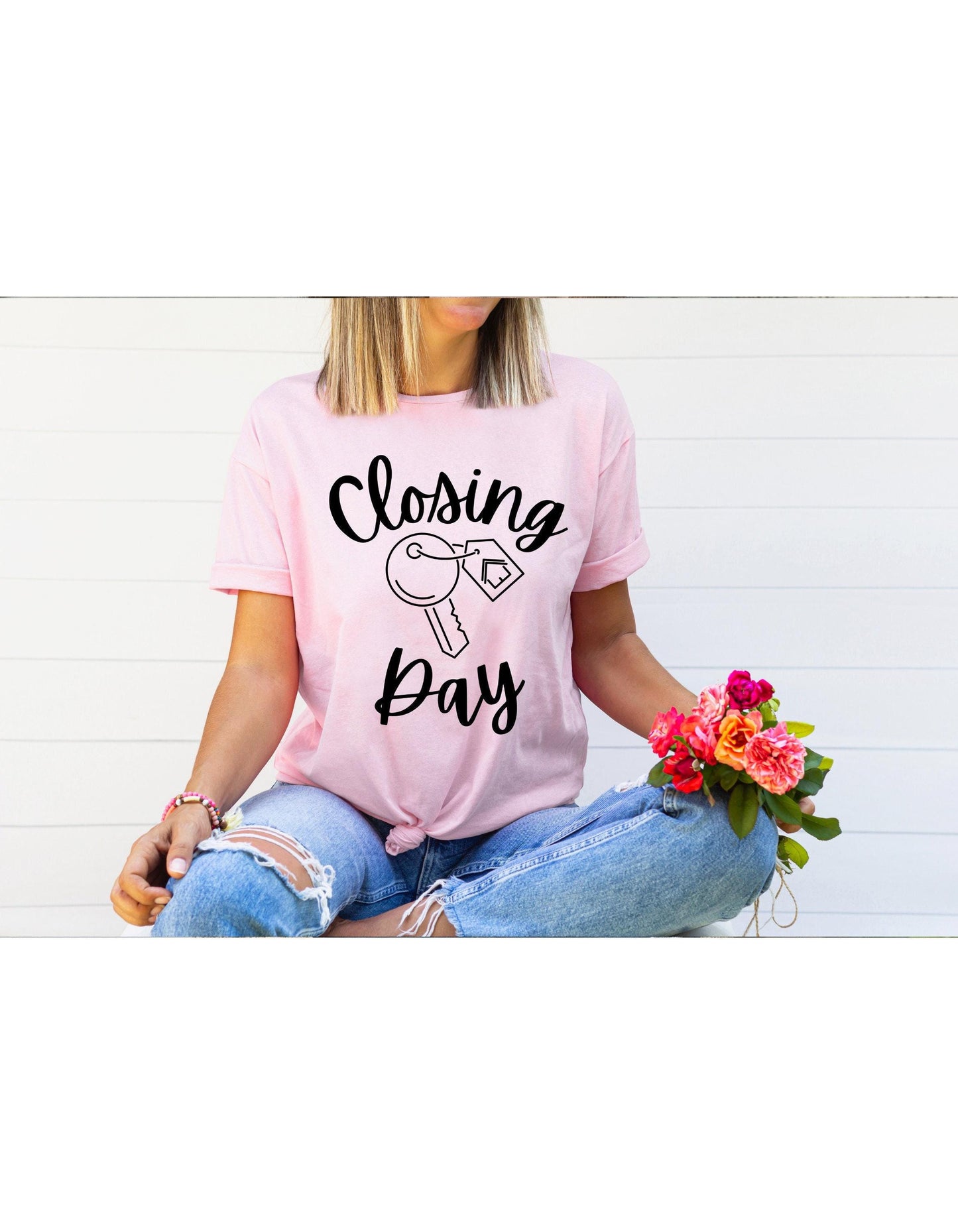 Closing Day Realtor Life Graphic T-Shirt