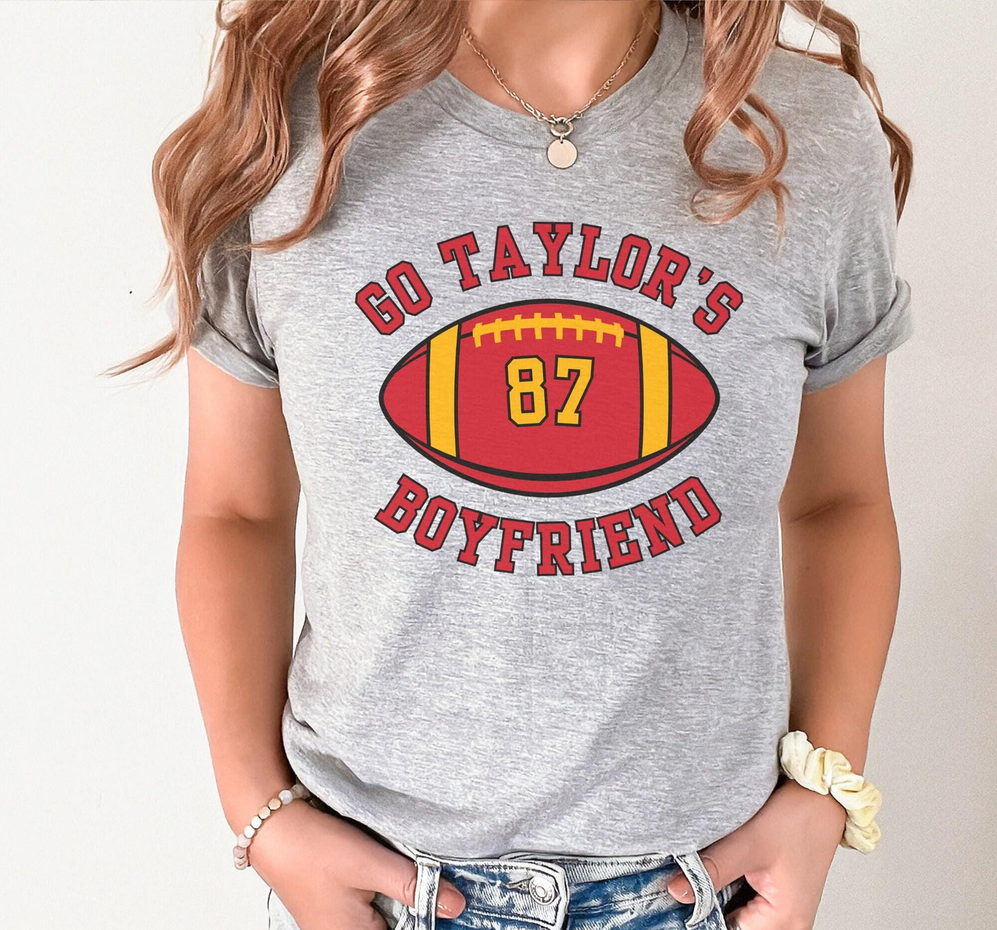 Go Taylor's Boyfriend Kansas City Chiefs NFL Graphic T-Shirt