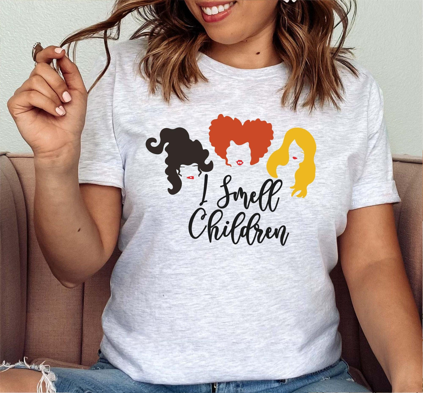 I Smell Children Halloween Hocus Pocus Sanderson Sisters Graphic T-Shirt