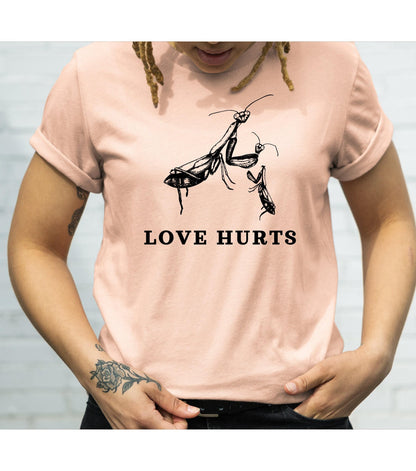 Love Hurts Praying Mantis Graphic T-Shirt