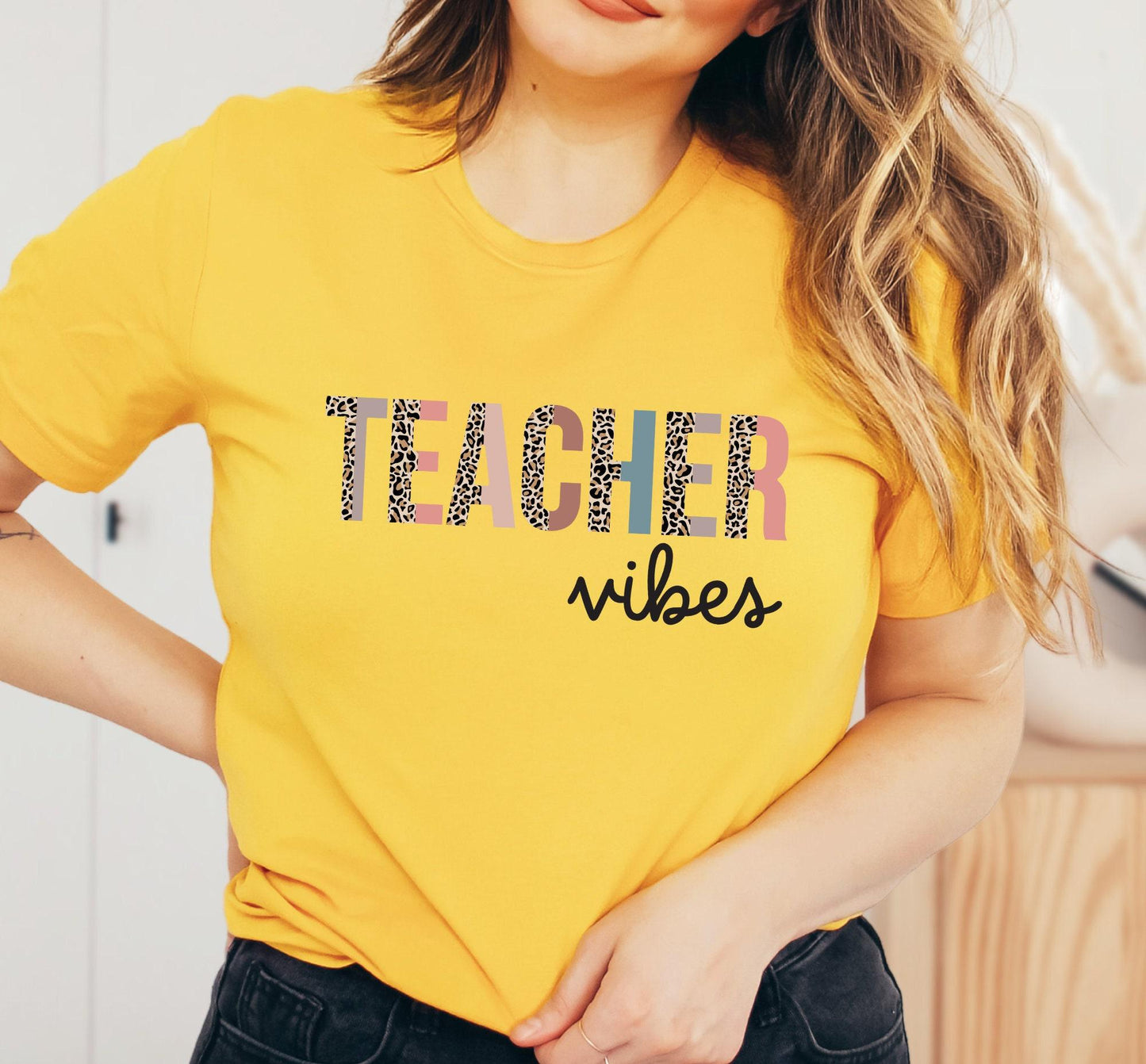 Teacher Vibes Cute Leopard Print Graphic T-Shirt