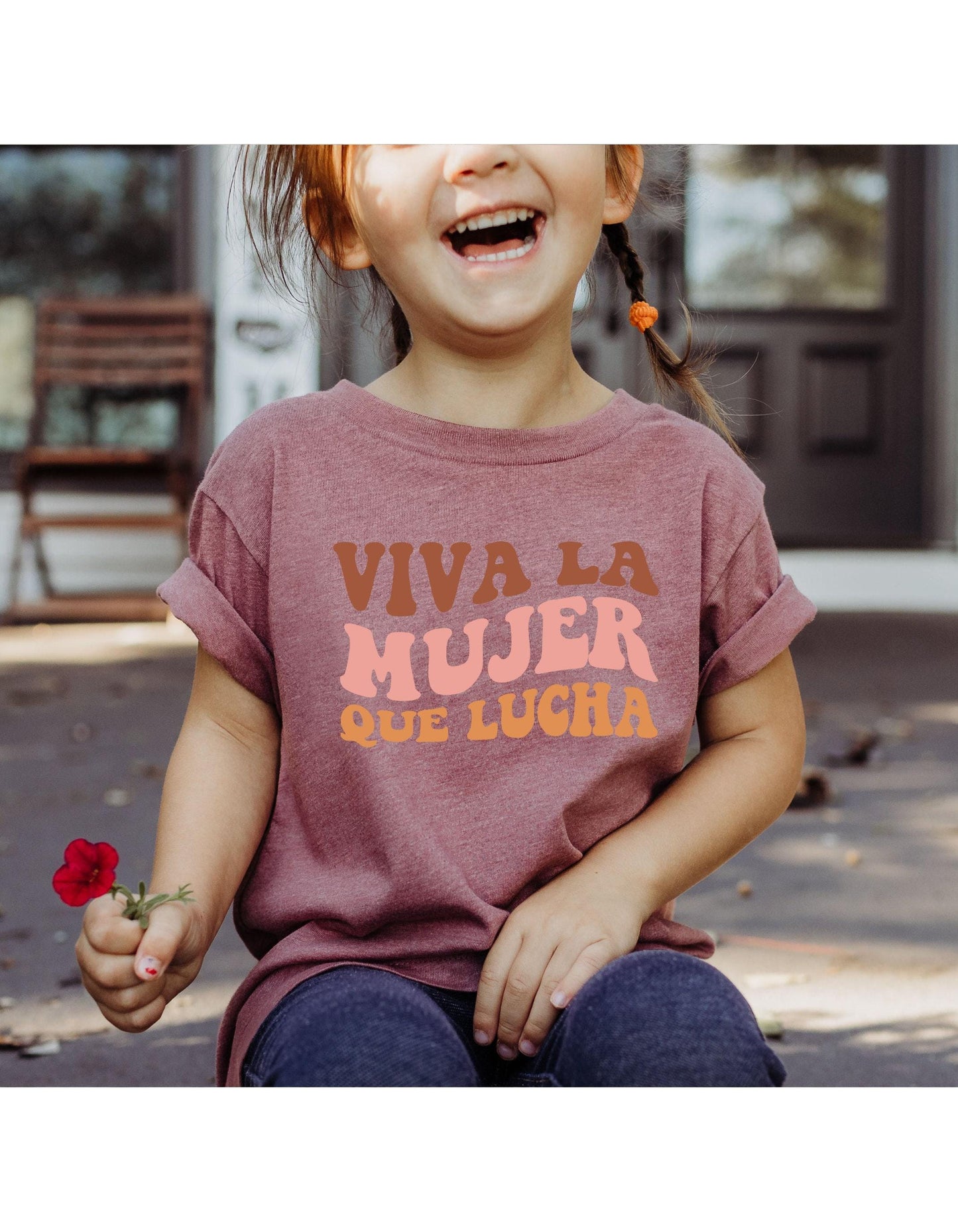 Viva La Mujer Que Lucha Graphic T-Shirt